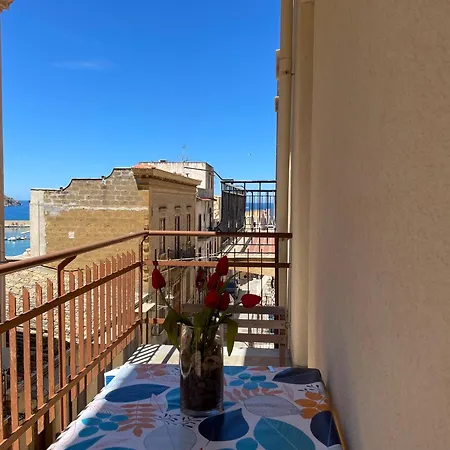 Suite De La Sicilienne Castellammare del Golfo Exterior photo