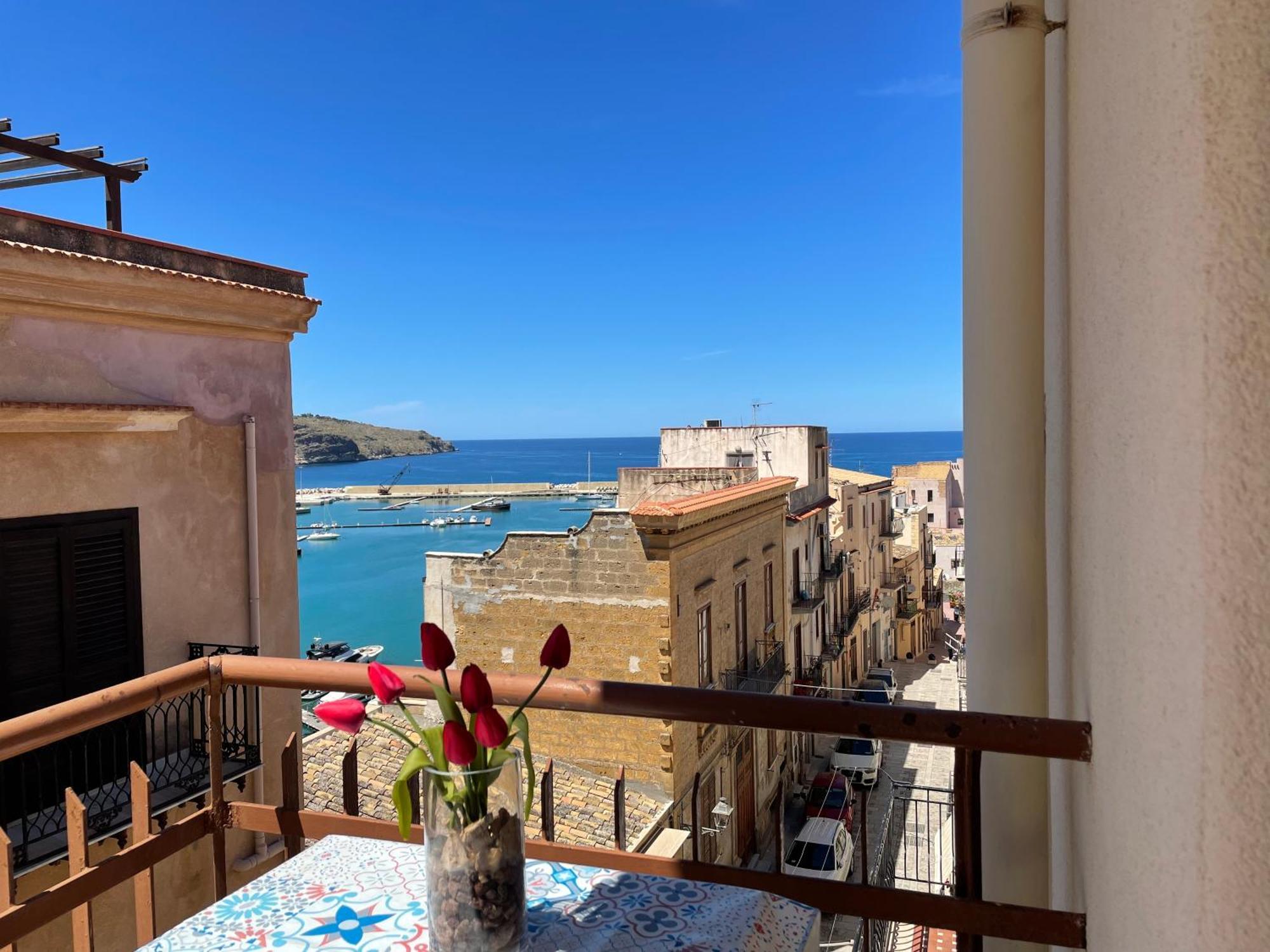 De La Sicilienne Apartment