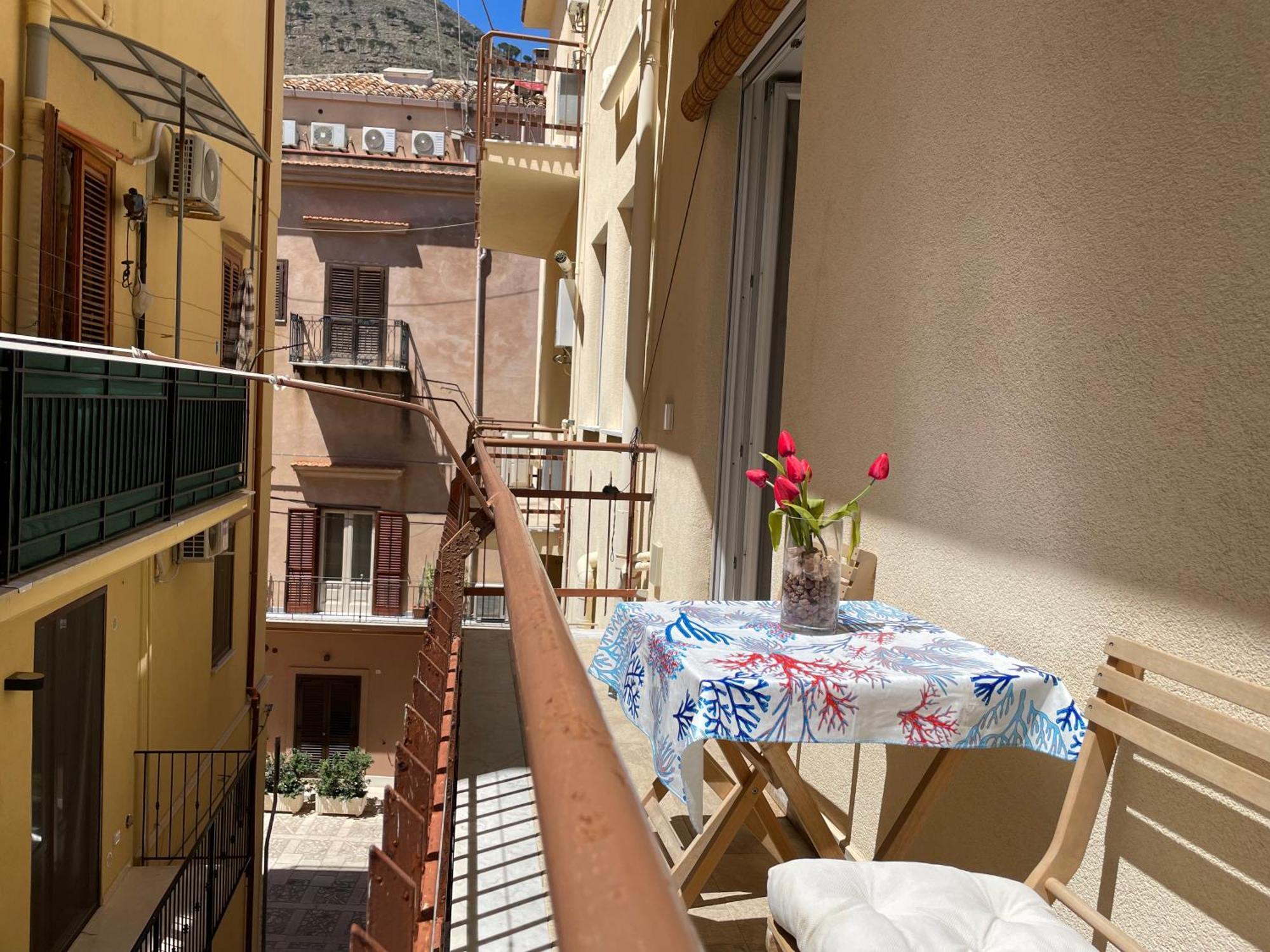 De La Sicilienne Apartment